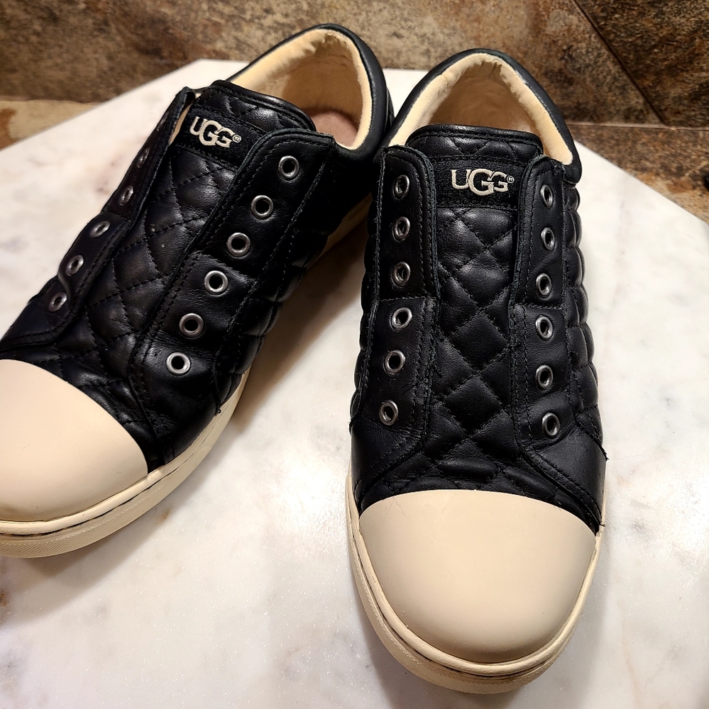 UGG Australia 9.5